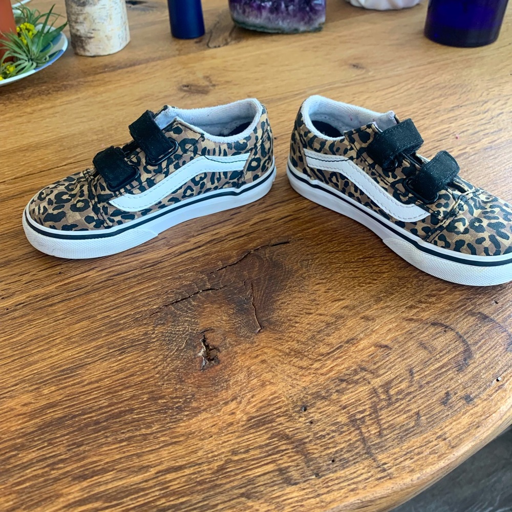 Toddler Girls Cheetah Vans Size 8